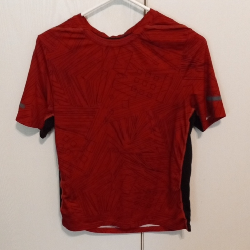 ✨Russell Athletic Red and Black Performance Shirt